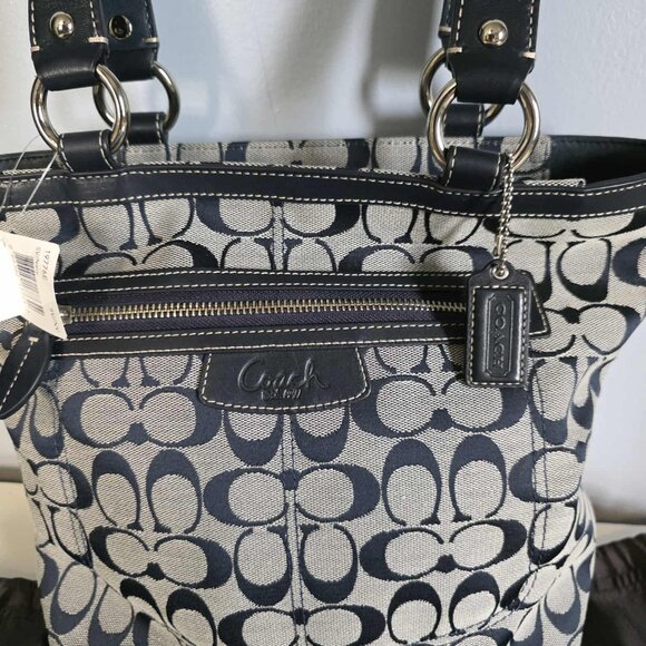 NWT Coach Penelope Signature Lunch Tote Bag Navy Blue with dust bag - Picture 11 of 12